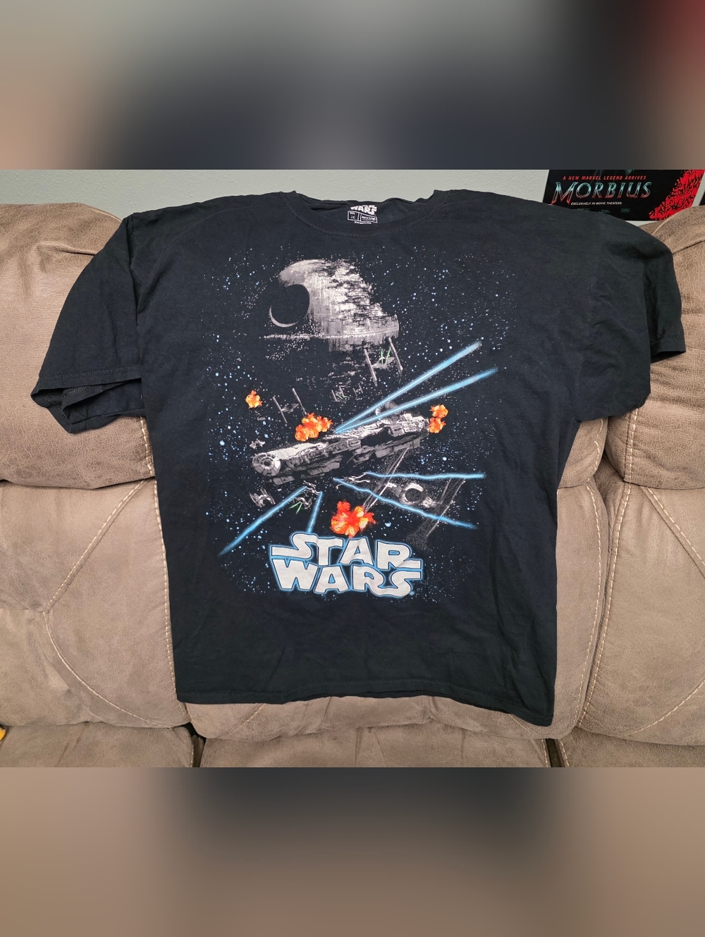 Jerry Leigh licensed Star Wars graphic Death Star Tshirt Large size